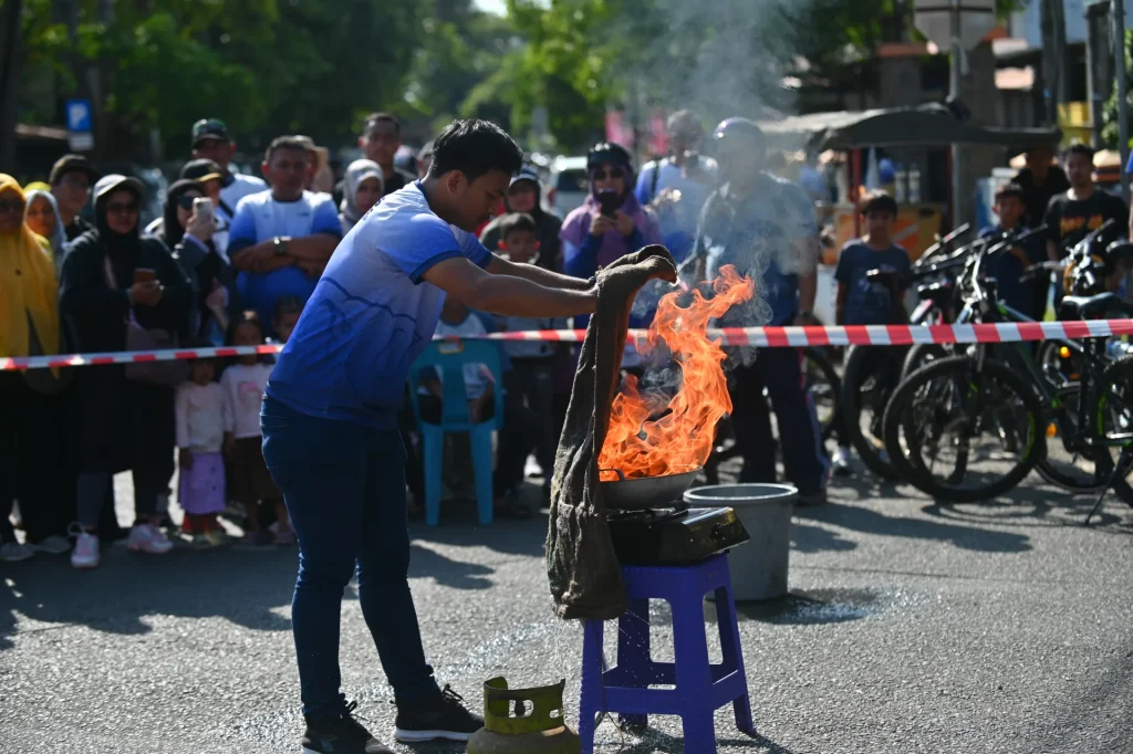 PT Solusi Bangun Andalas Meriahkan Bulan K3 Nasional 2025 Bersama Masyarakat di Car Free Day Banda Aceh