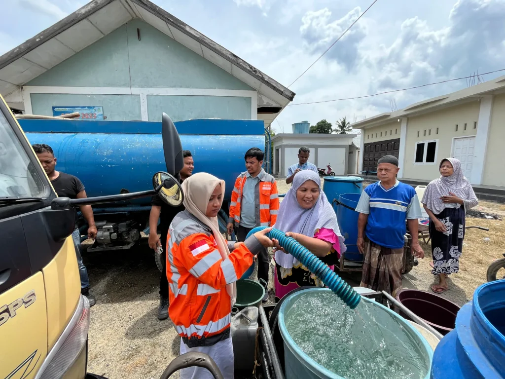 SBA Kirimkan Bantuan Air Bersih untuk Warga Terdampak Kekeringan di Kecamatan Lhoknga